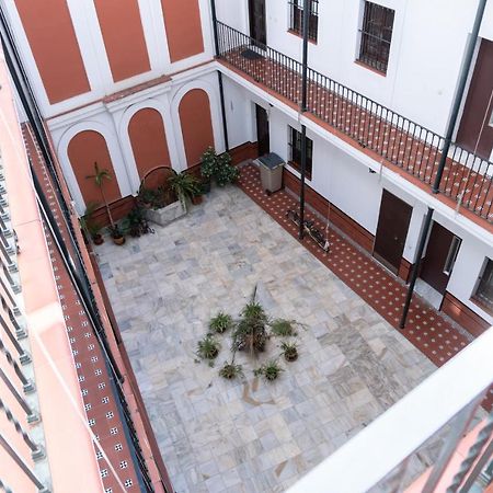 Muy Centrico Apto. En Tipico Patio Sevillano Εξωτερικό φωτογραφία