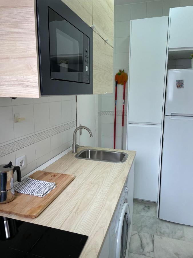 Muy Centrico Apto. En Tipico Patio Sevillano Εξωτερικό φωτογραφία